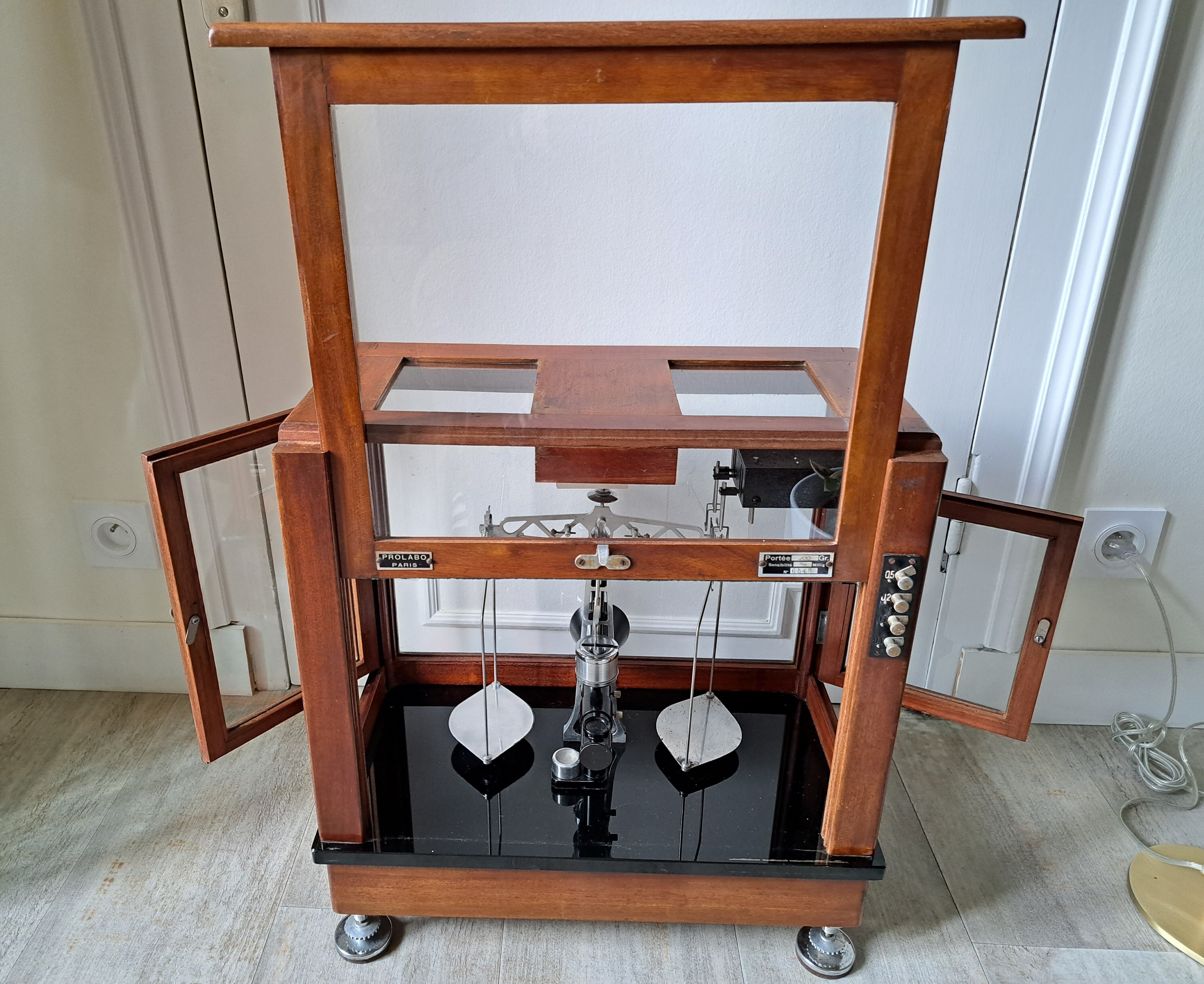 Precision scale 50s