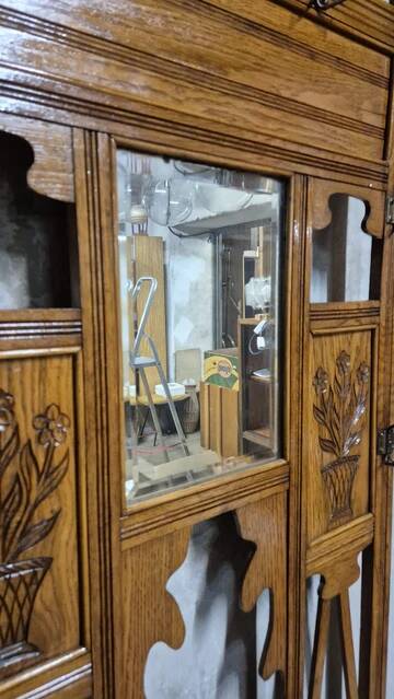Vintage carved oak hall tree with mirror and coat hooks, early 20th century, 192 × 72 × 24 cm