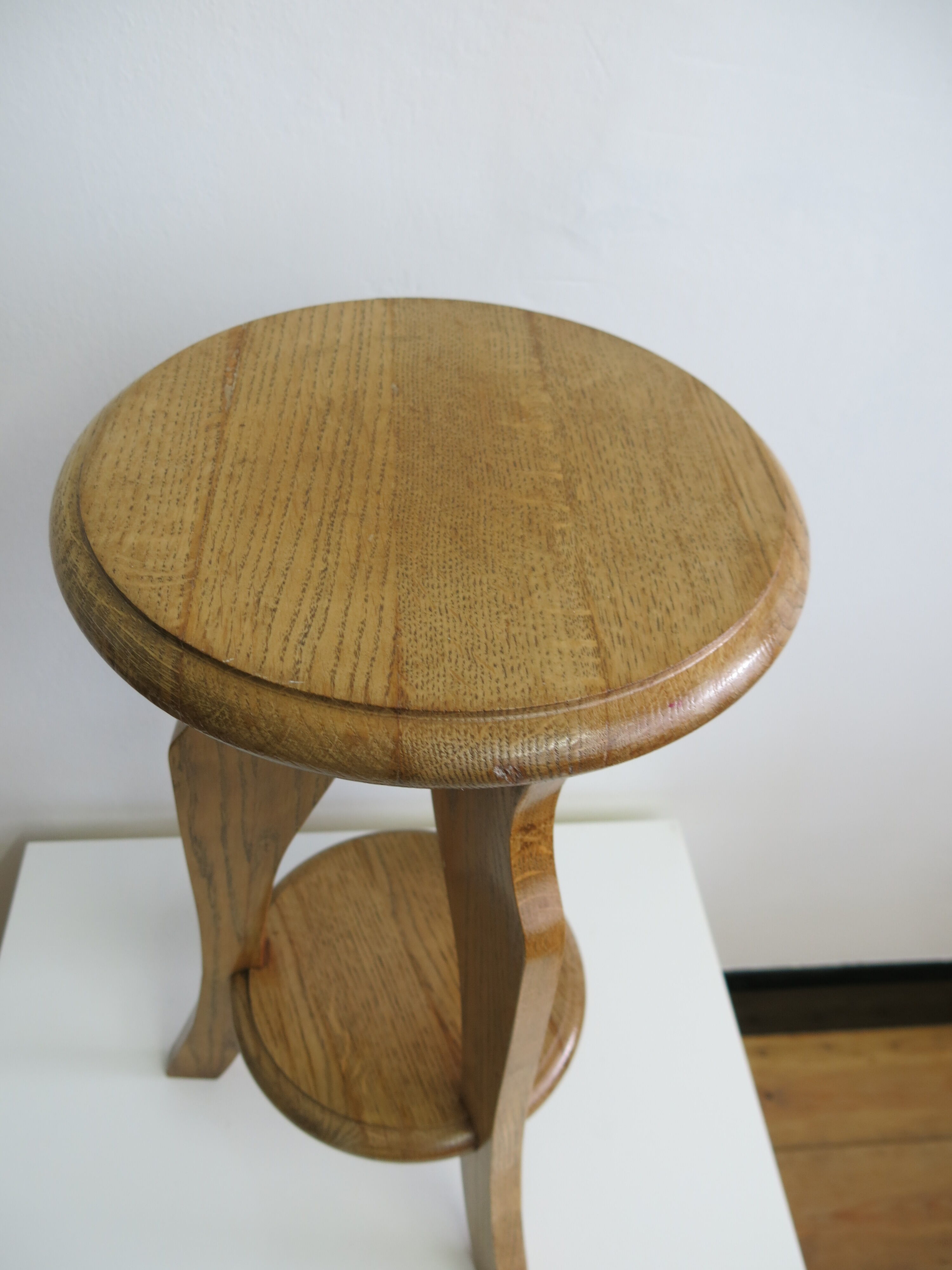 Small side table with plant holders