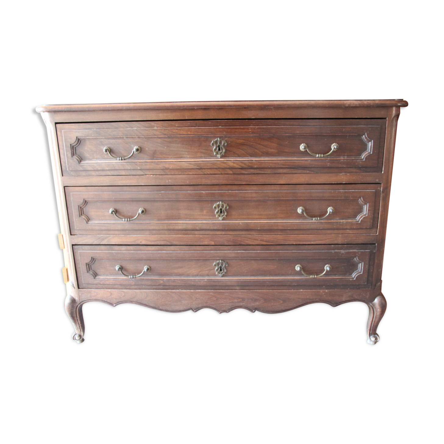 Commode régionale de style Louis XV