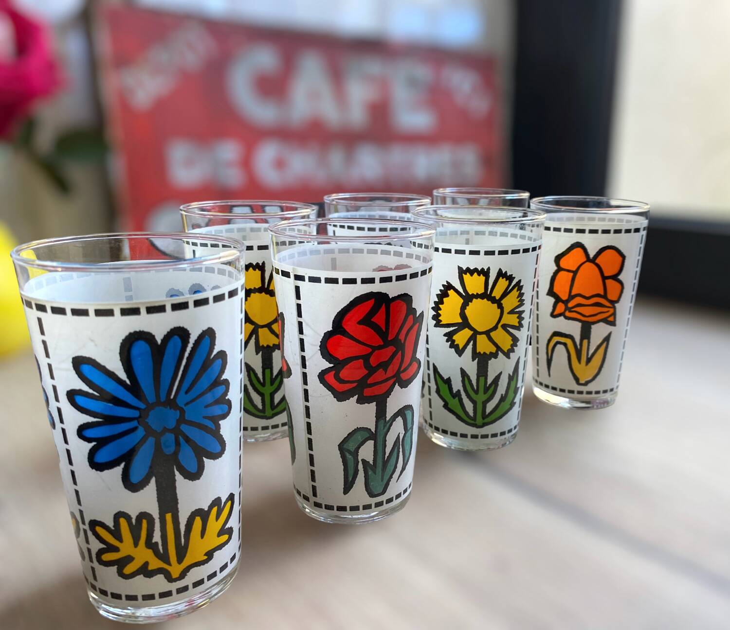 Set of 7 vintage enameled and screen-printed glasses 60/70