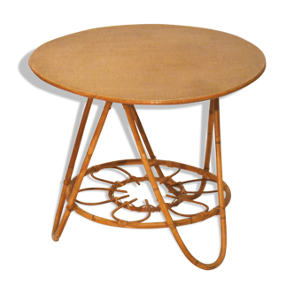 Round coffee table rattan