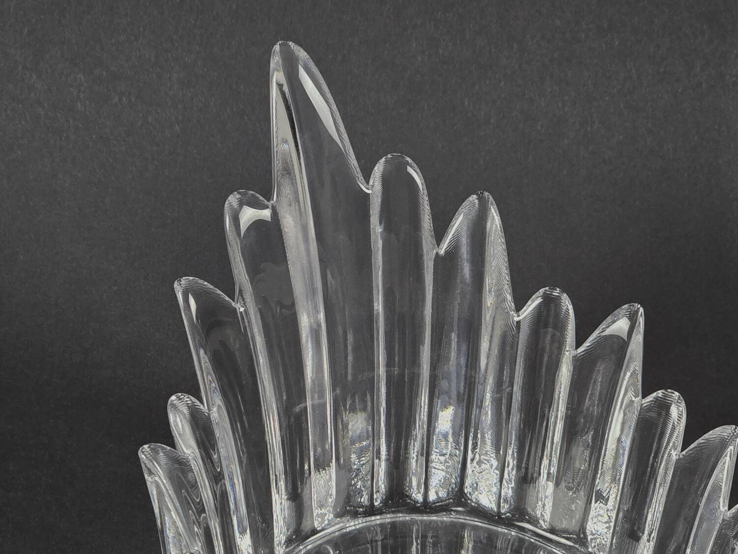 Bol en cristal Skruf des années 1970 « Couronne » par Bengt Edenfalk.