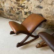 Set of 2 wooden and studded leather footrests