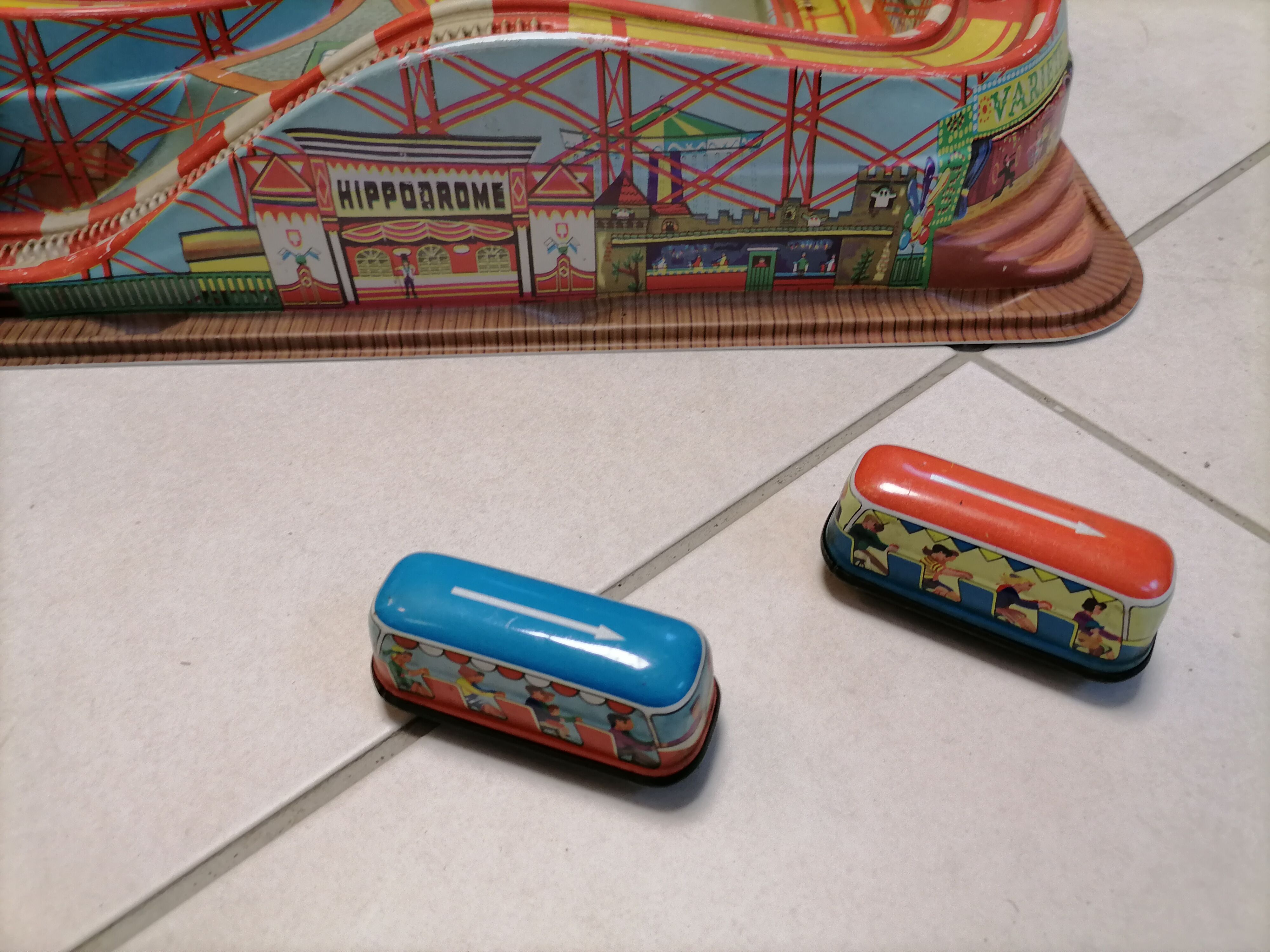 Vintage toy circuit