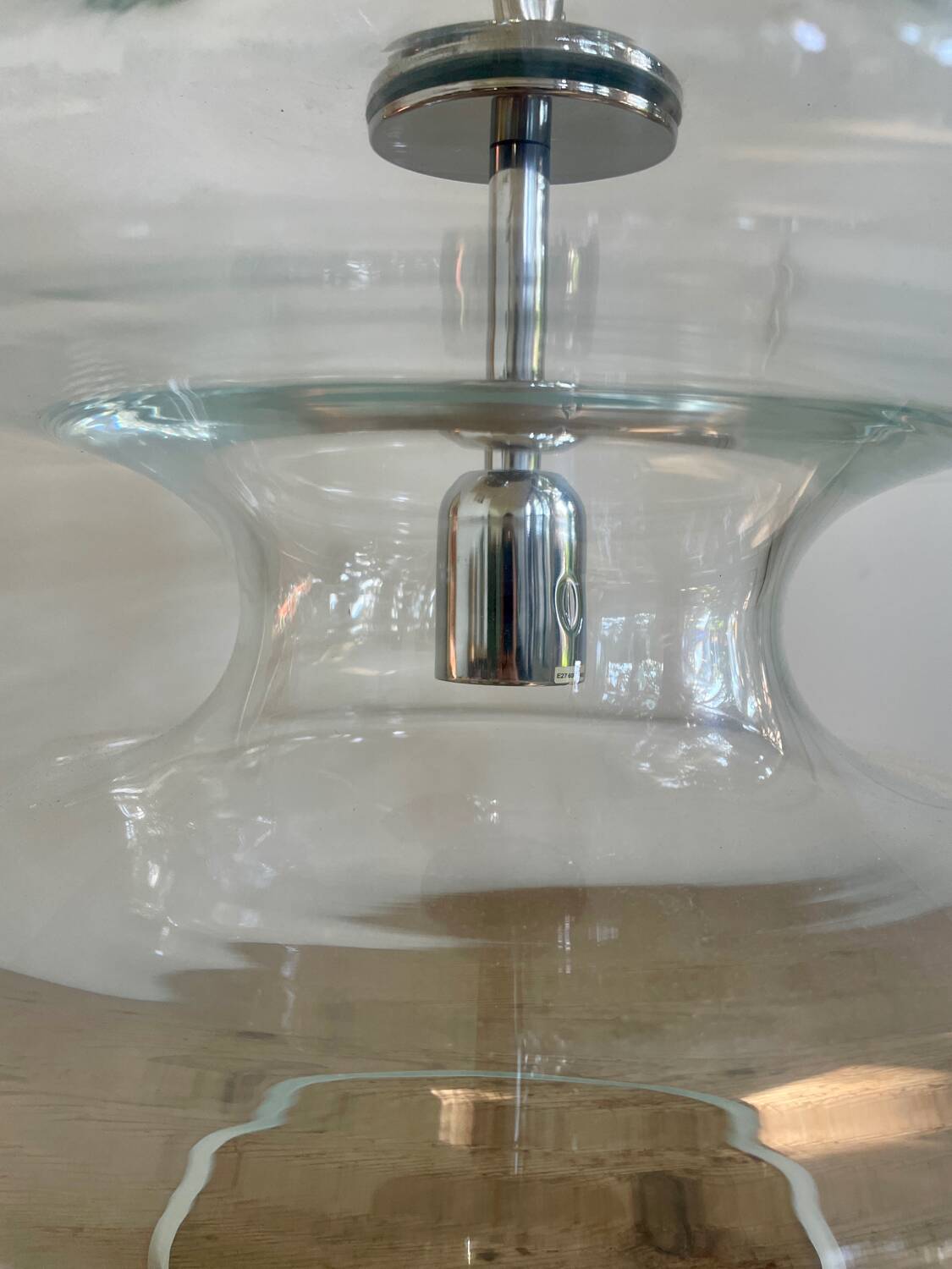 Retro glass suspension