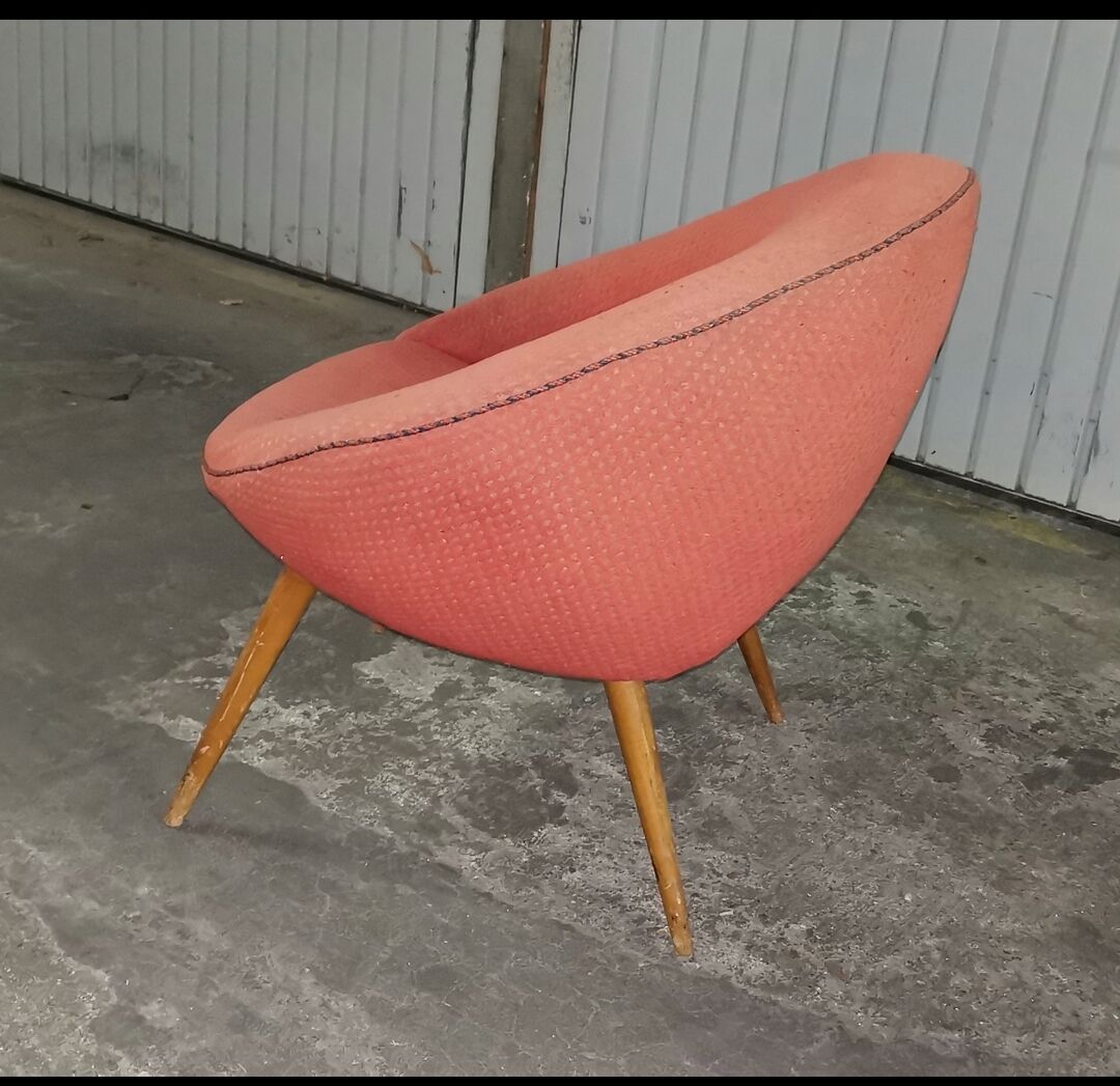 Fauteuil rond egg vintage années 50