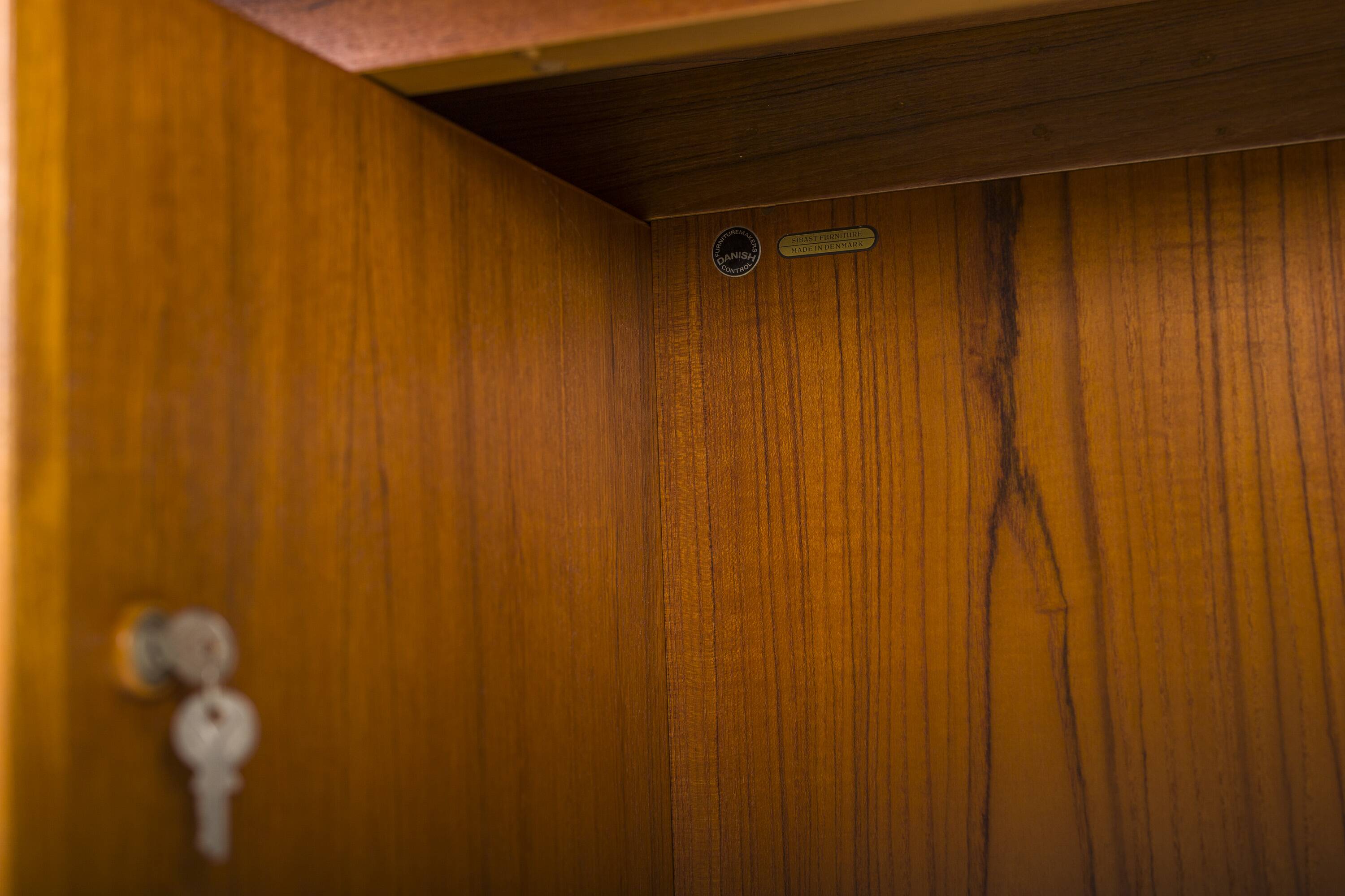 Executive Desk Model 209 in Teak by Arne Vodder for Sibast, 1955