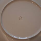 Ear plate from Gien model "Chinon" in very good condition.