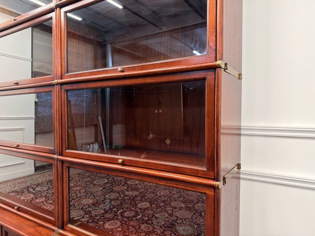 Set Original English Globe Wernicke Bookcase