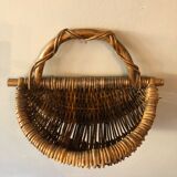 Rattan basket to hang