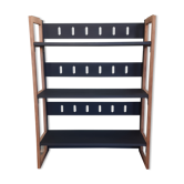 Bookseer folding shelf