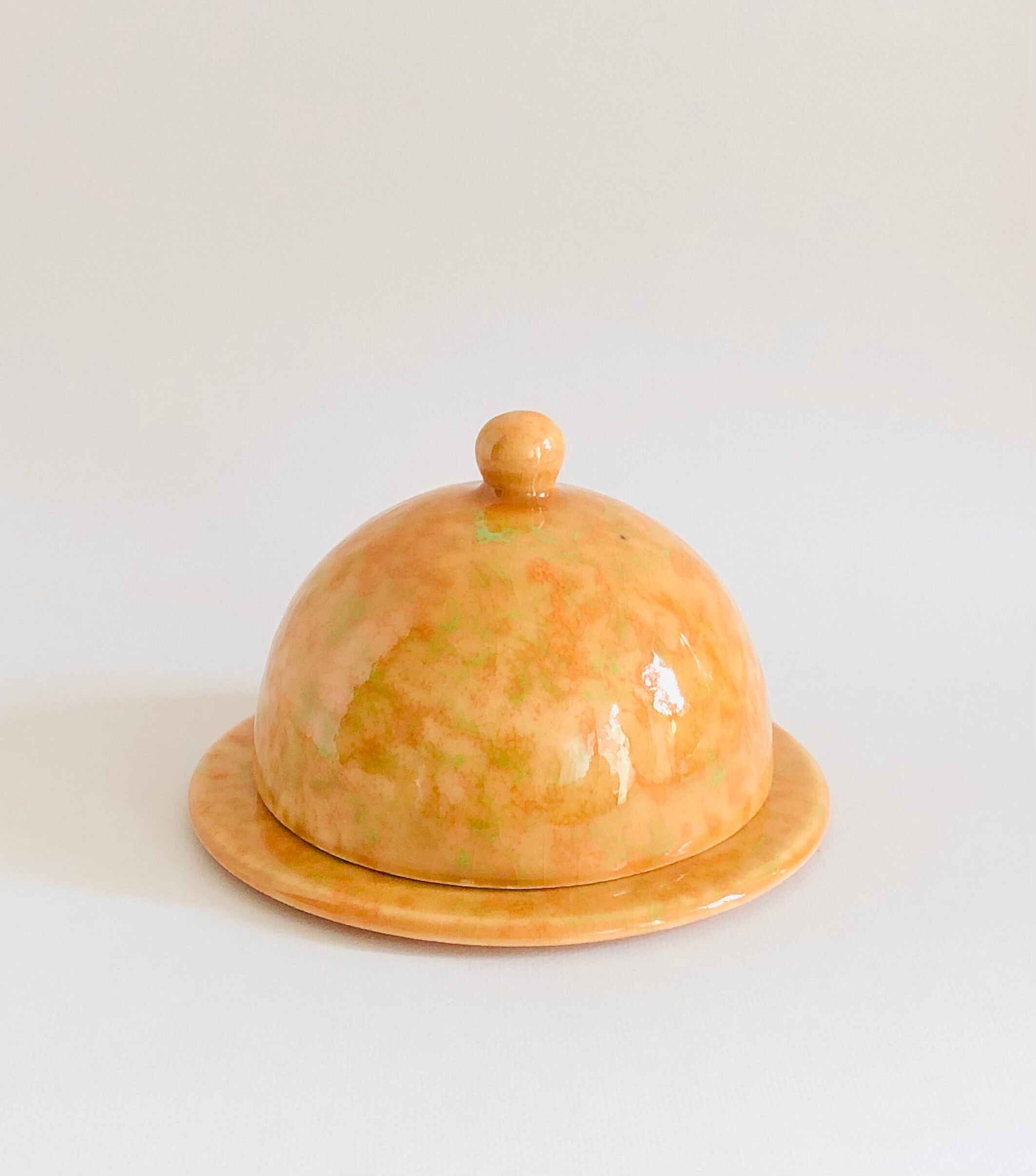 Butter maker in Parpeçay earthenware, France 1990