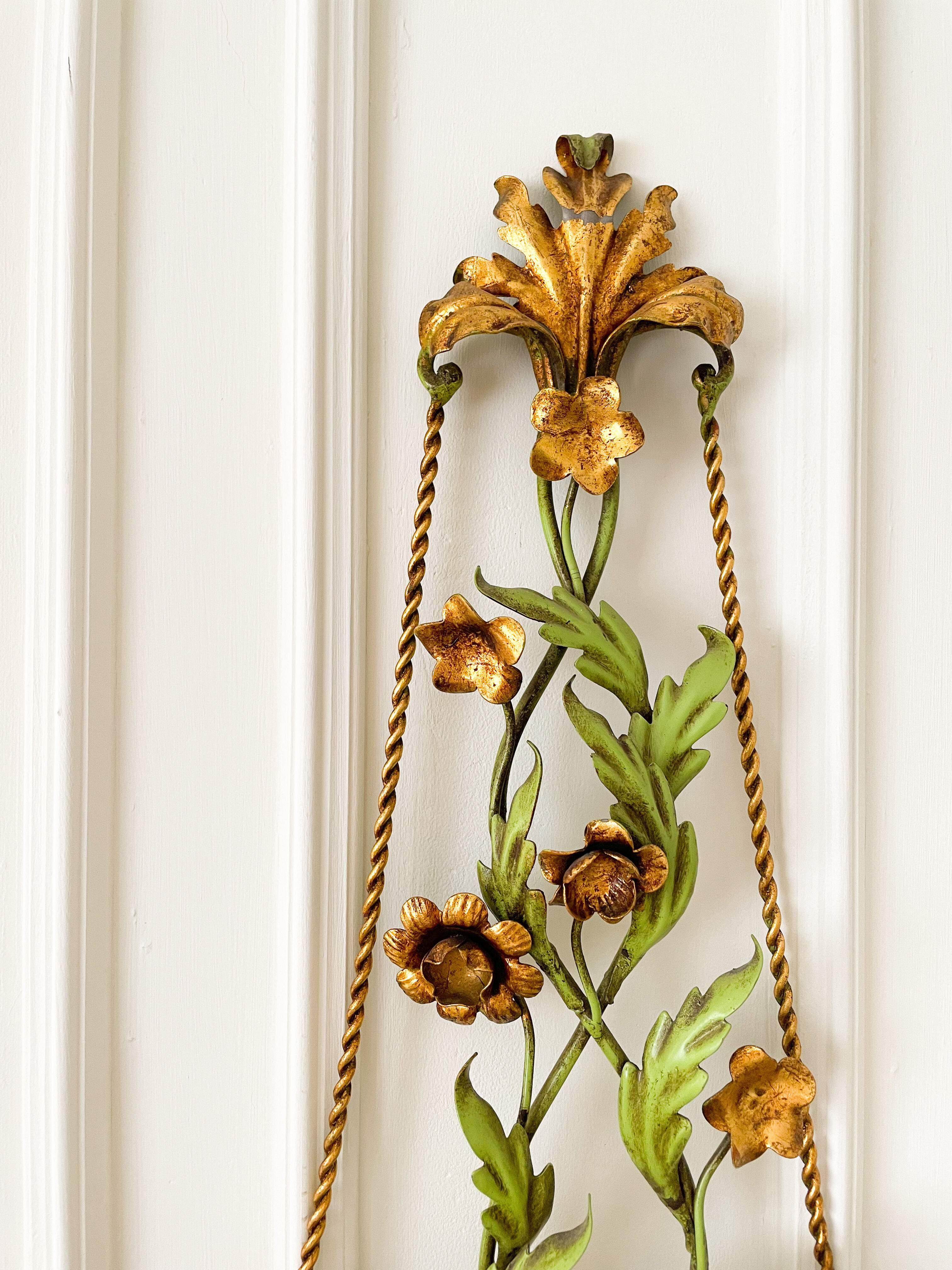 Large vintage Italian wall sconce with golden flowers, Florentine style.