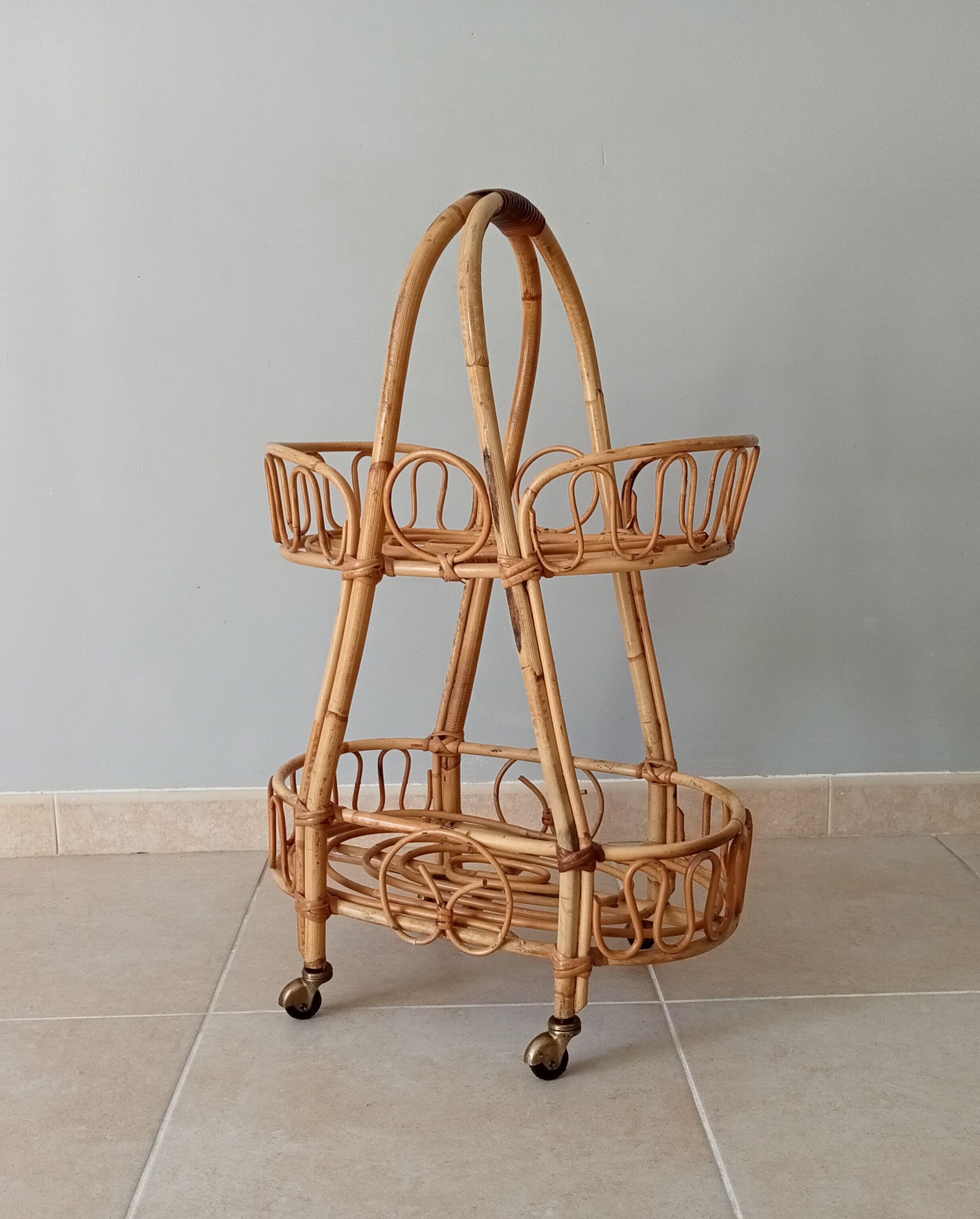 Vintage rattan rolling service 60s/70s