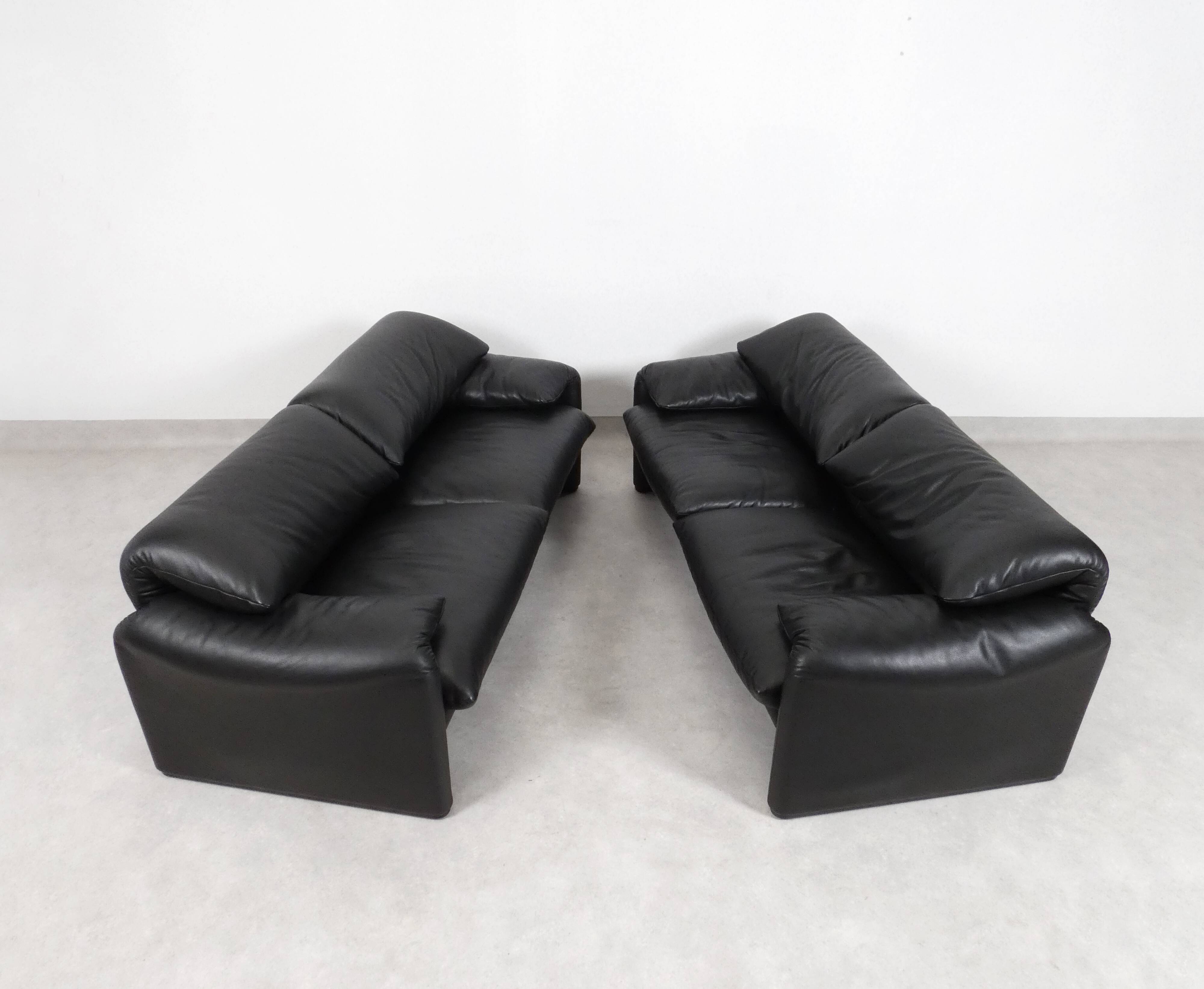 Ensemble de 2 canapés Cassina Maralunga 2,5 places - cuir noir