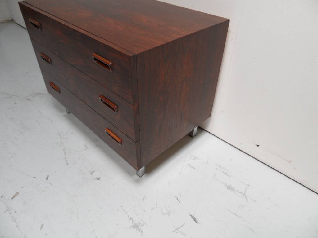 Mid Century chest of drawers