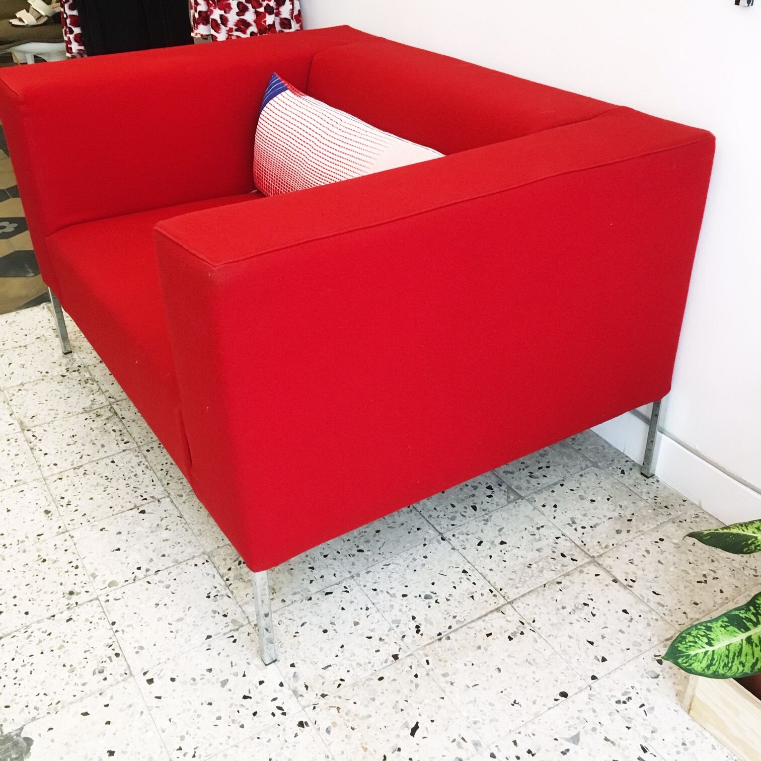 Red sofa Allen MDF Italia by Bruno FATTORINI 1998