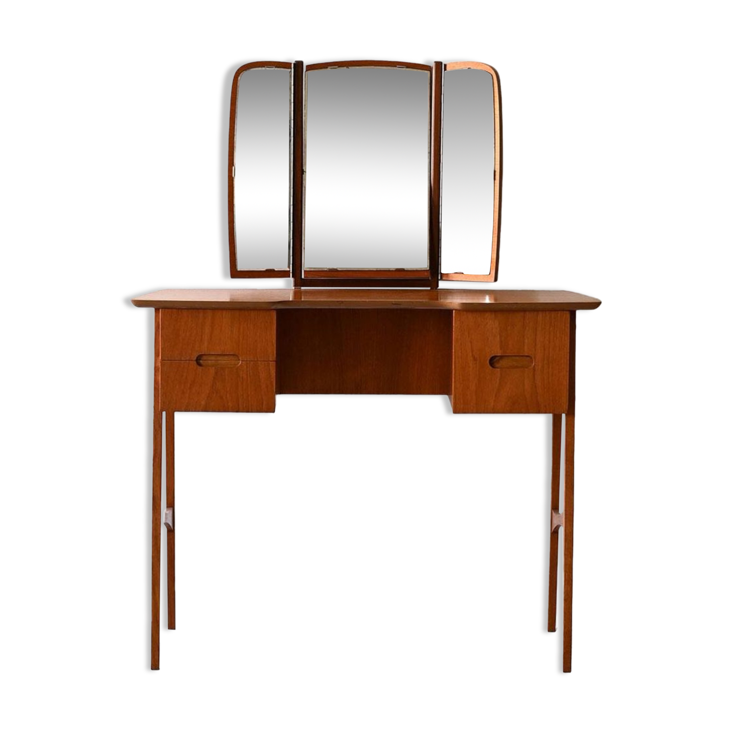 Scandinavian dressing table with mirror