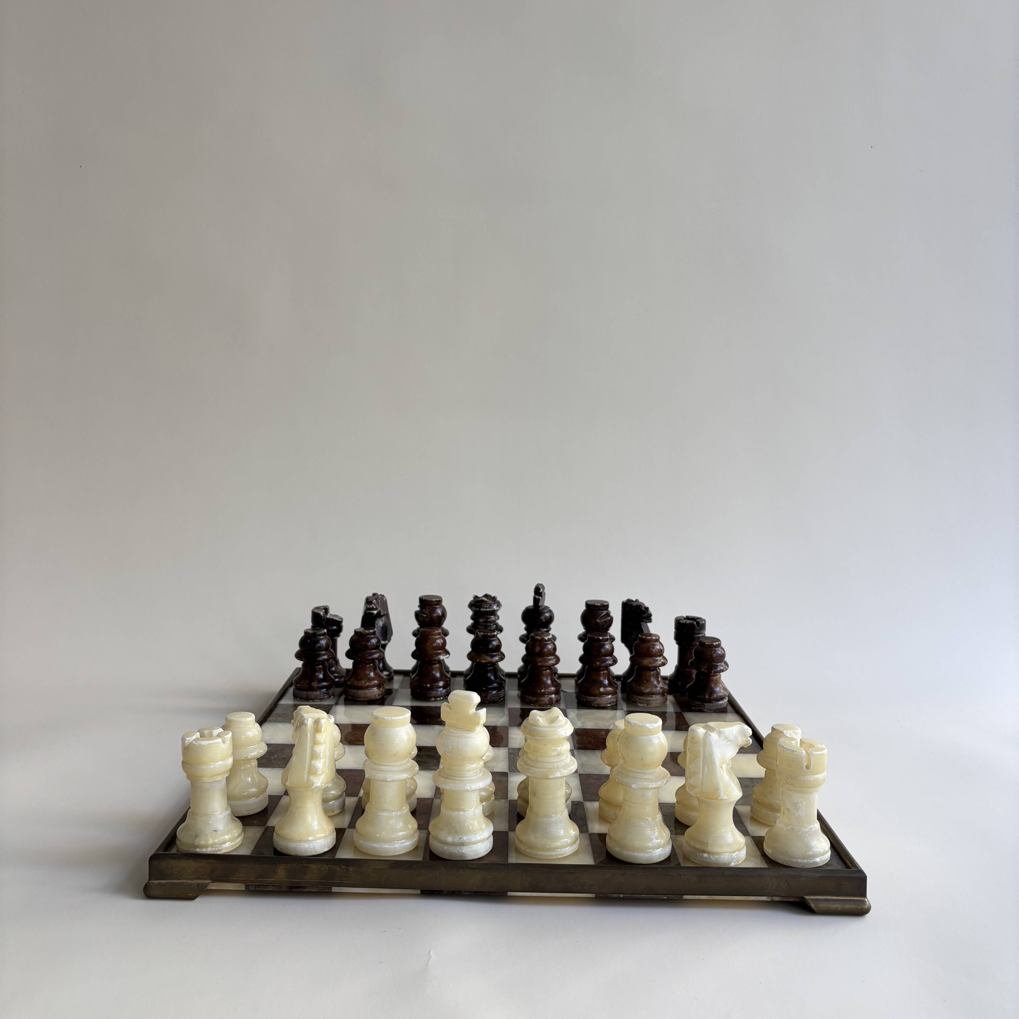 Jeux d'échec en marbre vintage