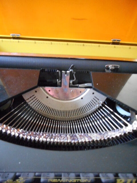 Remington riviera typewriter