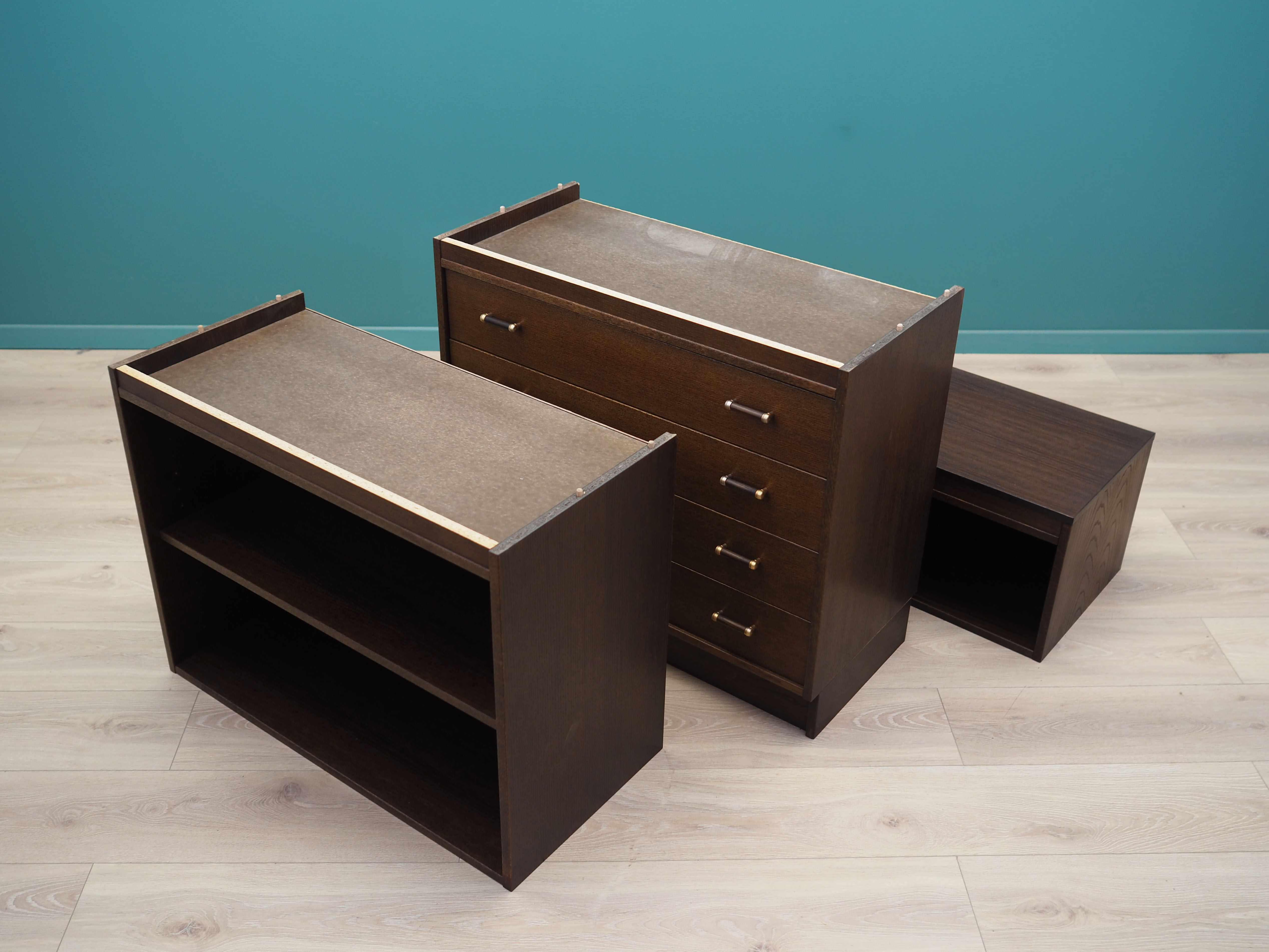 Oak bookcase, Danish design, 1970s, production: Denmark