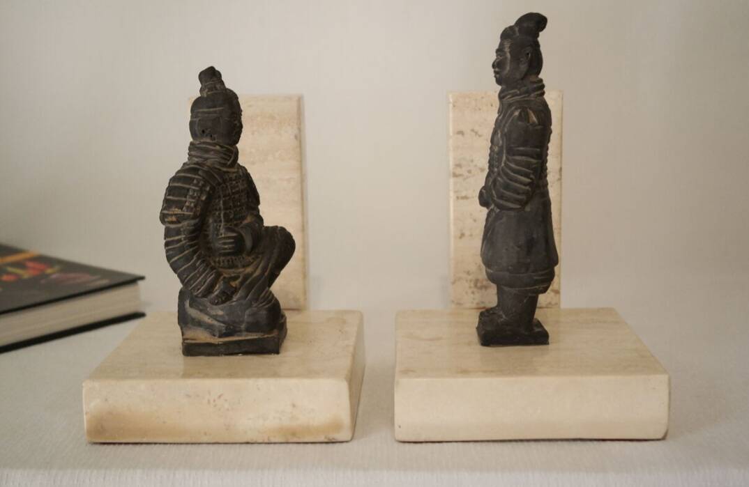 Paire de serre-livres vintage en travertin