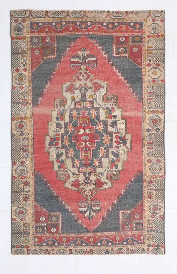 4x7 Geometric Oriental Red Vintage Persian Rug,  136x224Cm