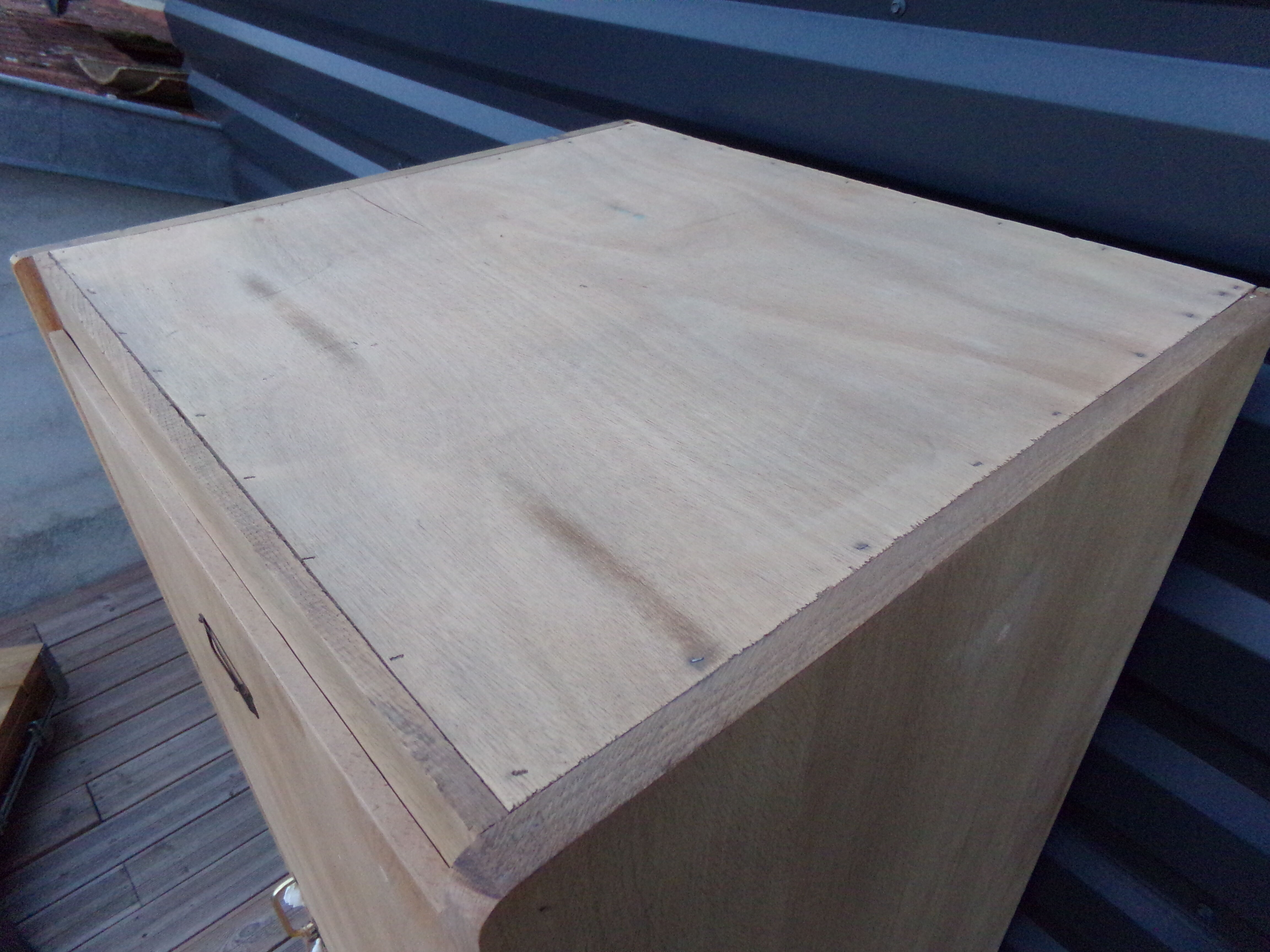 Boarding locker room cabinet