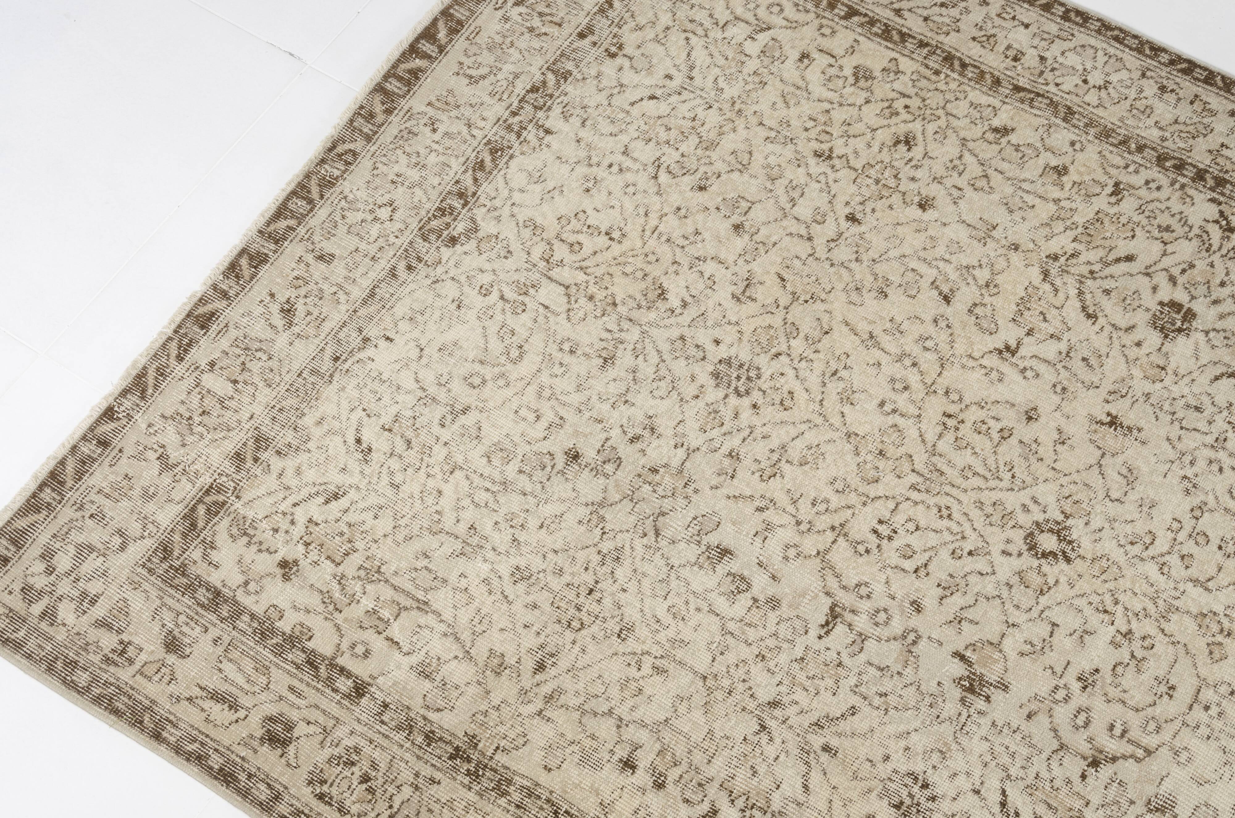 Beige Wool Tribal Carpet