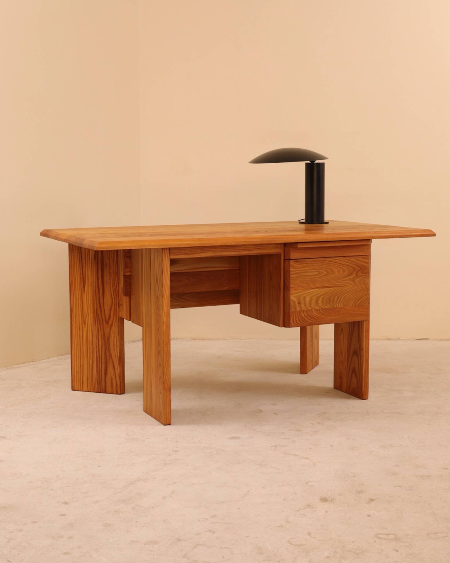 Bureau orme massif