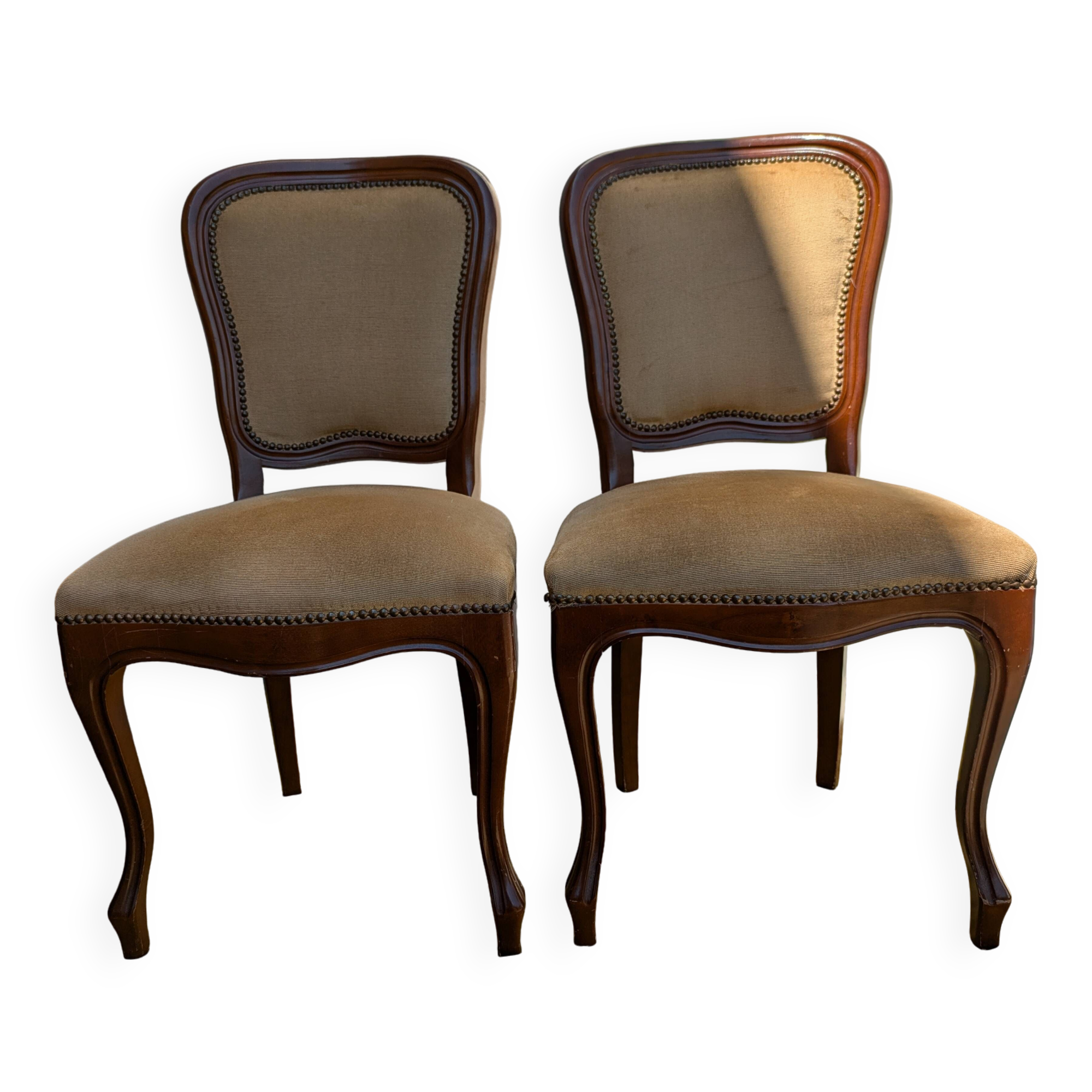 Set of 2 wooden and velvet chairs
