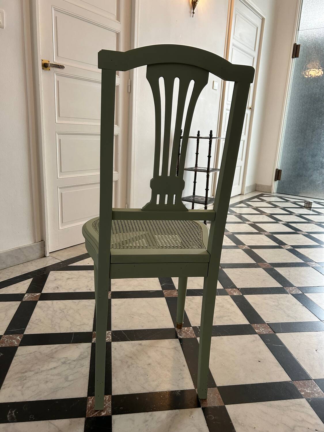 Empire chair
