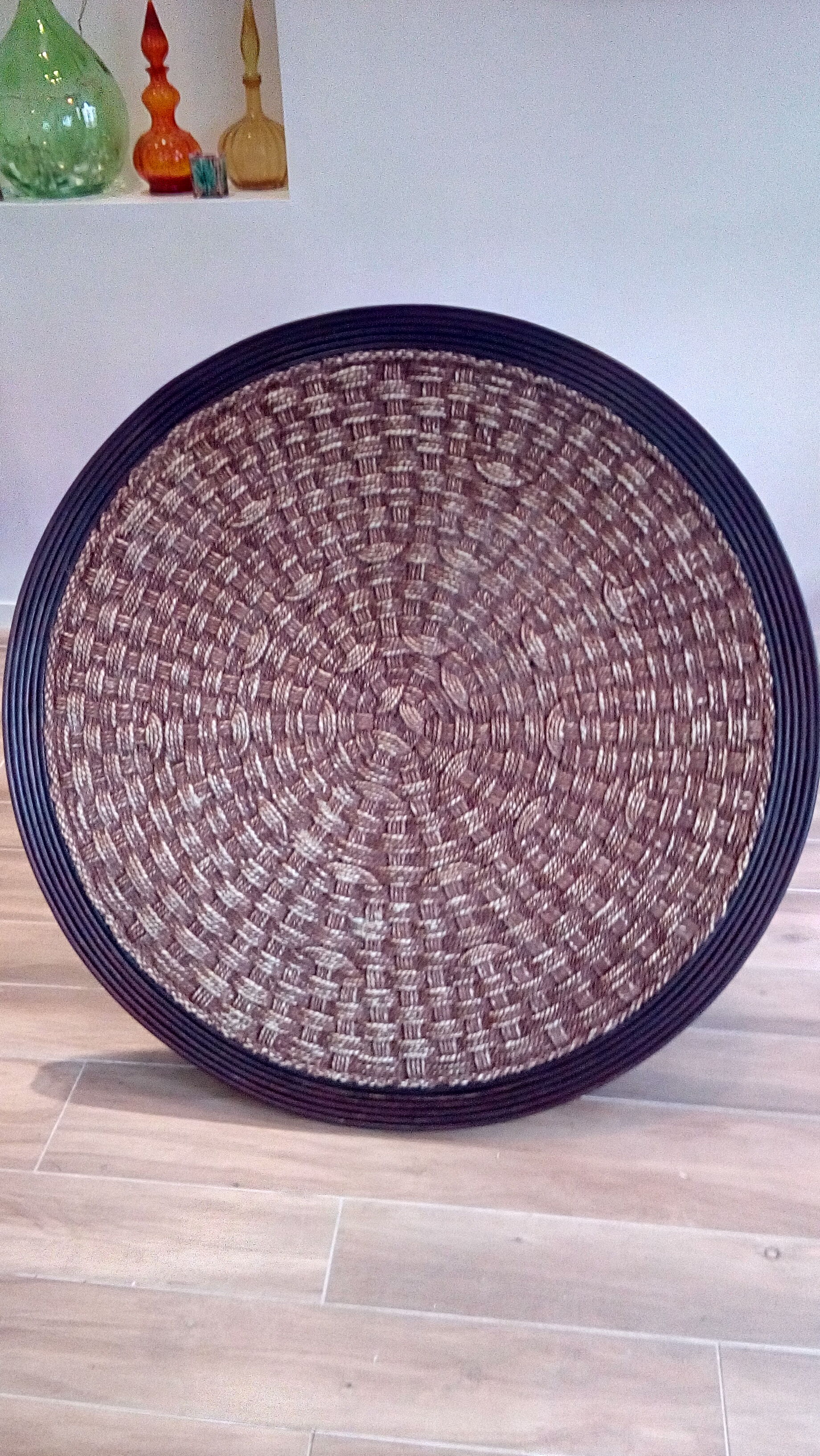 Coffee table in woven rope and rattan