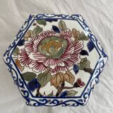 Large candy box, Gien, early 20th century, peony decoration, floral decoration