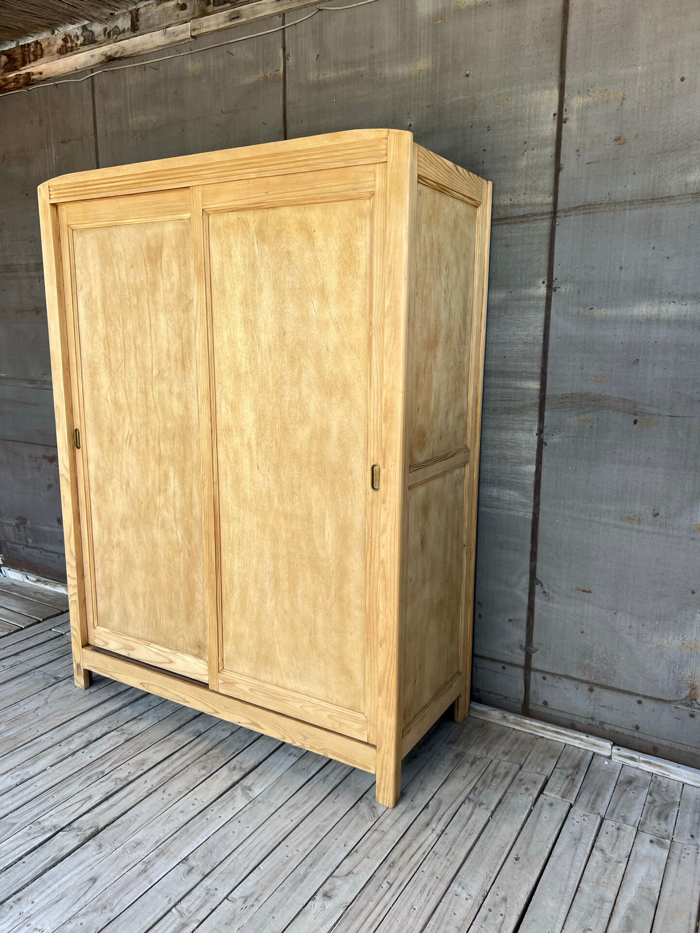 Raw wood wardrobe