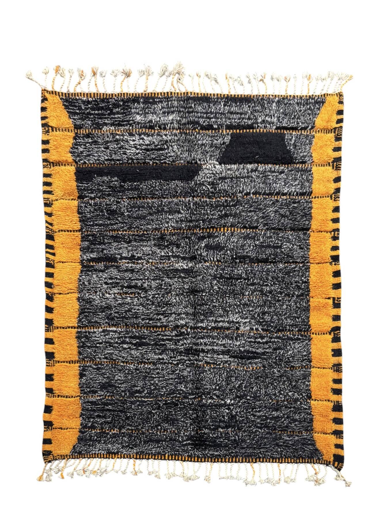 tapis Marocain berbere  Mrirt noir et orange fait main en laine