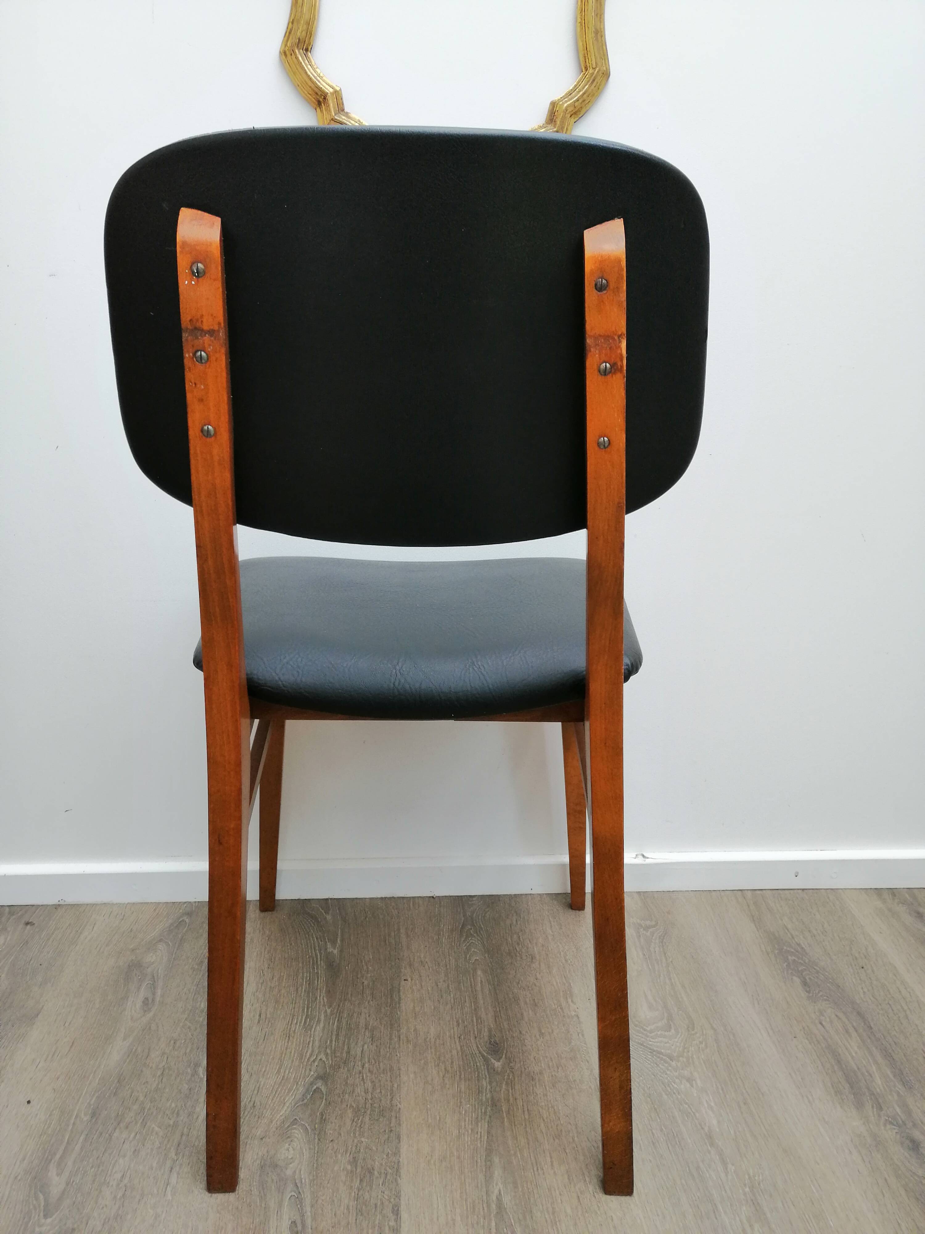 Pair of scandinavian chairs