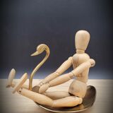 Empty swan brass pocket