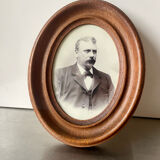 Cadre ovale en bois antique, 19,5 cm x 15,5 cm