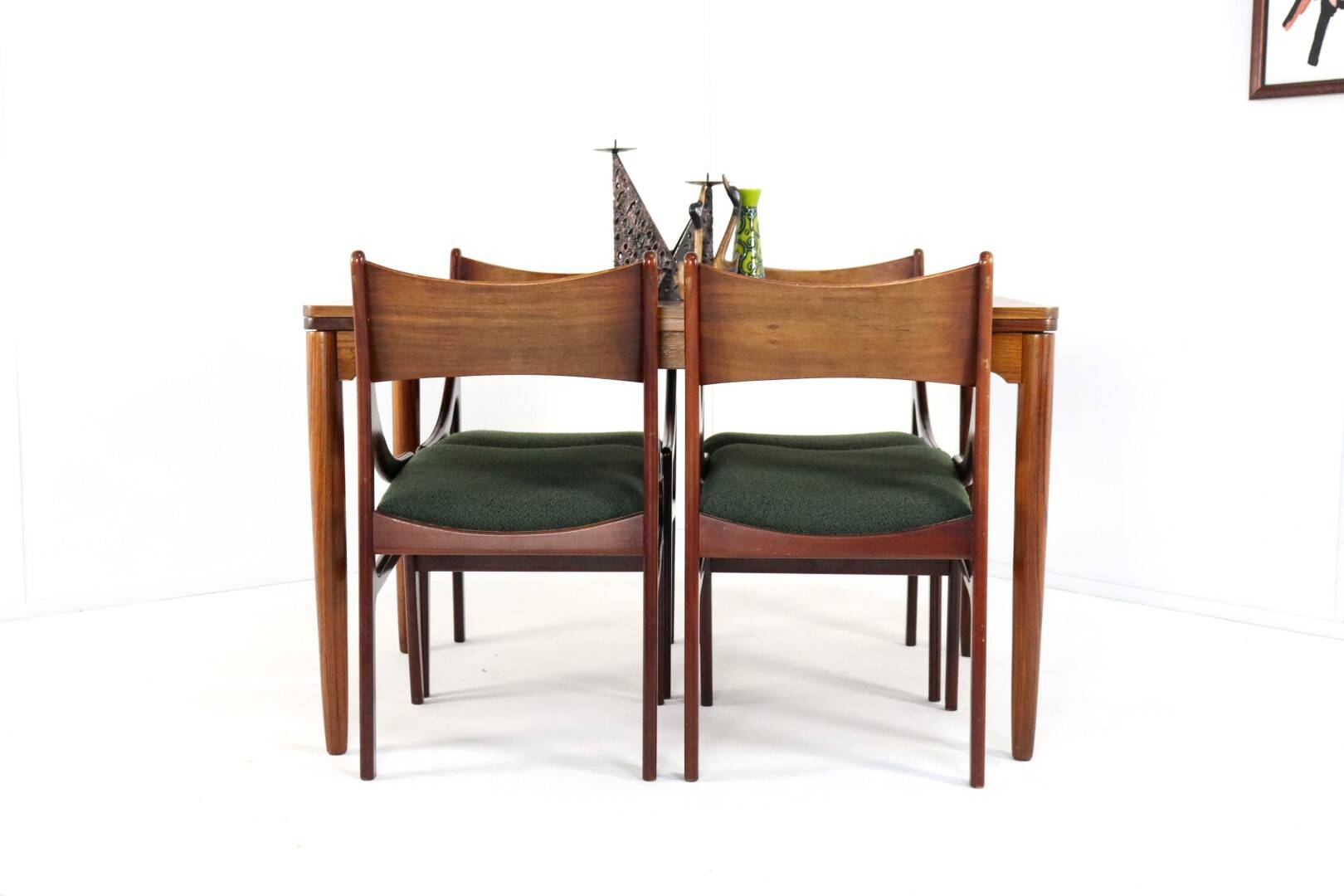 Extendable rectangular dining table in rosewood 'Emmedingen'