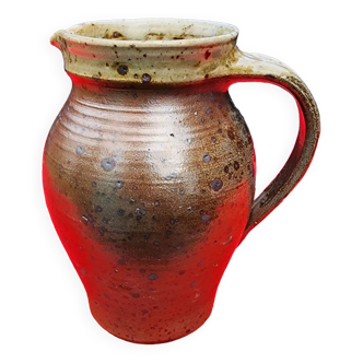 Pitcher pitcher in speckled sandstone signed