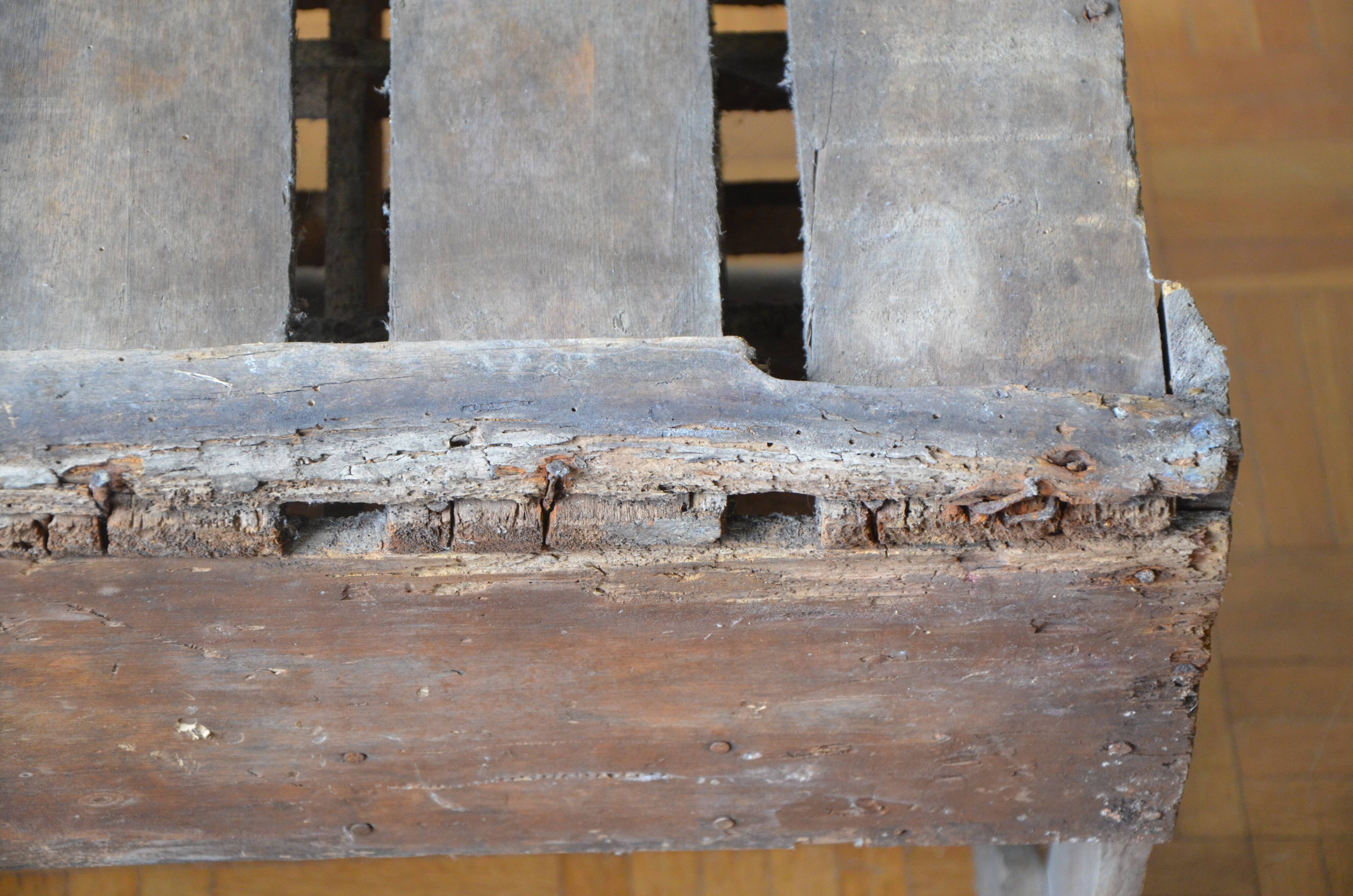 Wooden crate