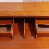 Inlaid slope desk