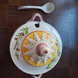 Large soup tureen with its dish.