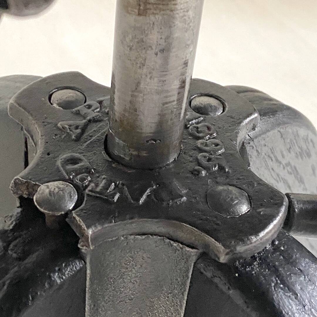 American office chair from the late 19th century