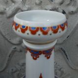 Kaiser Ming porcelain vase