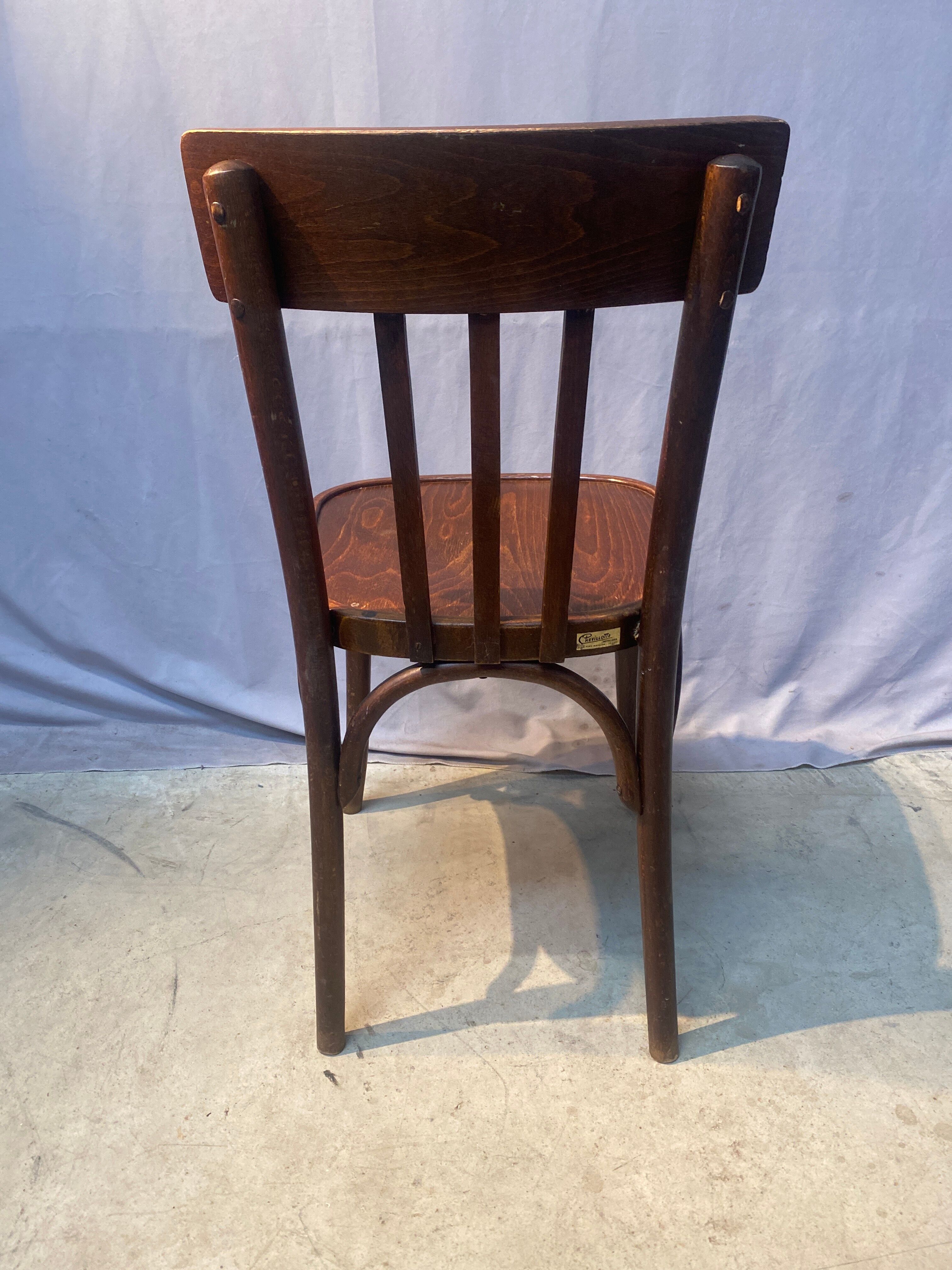 Set of 5 wooden bar chairs