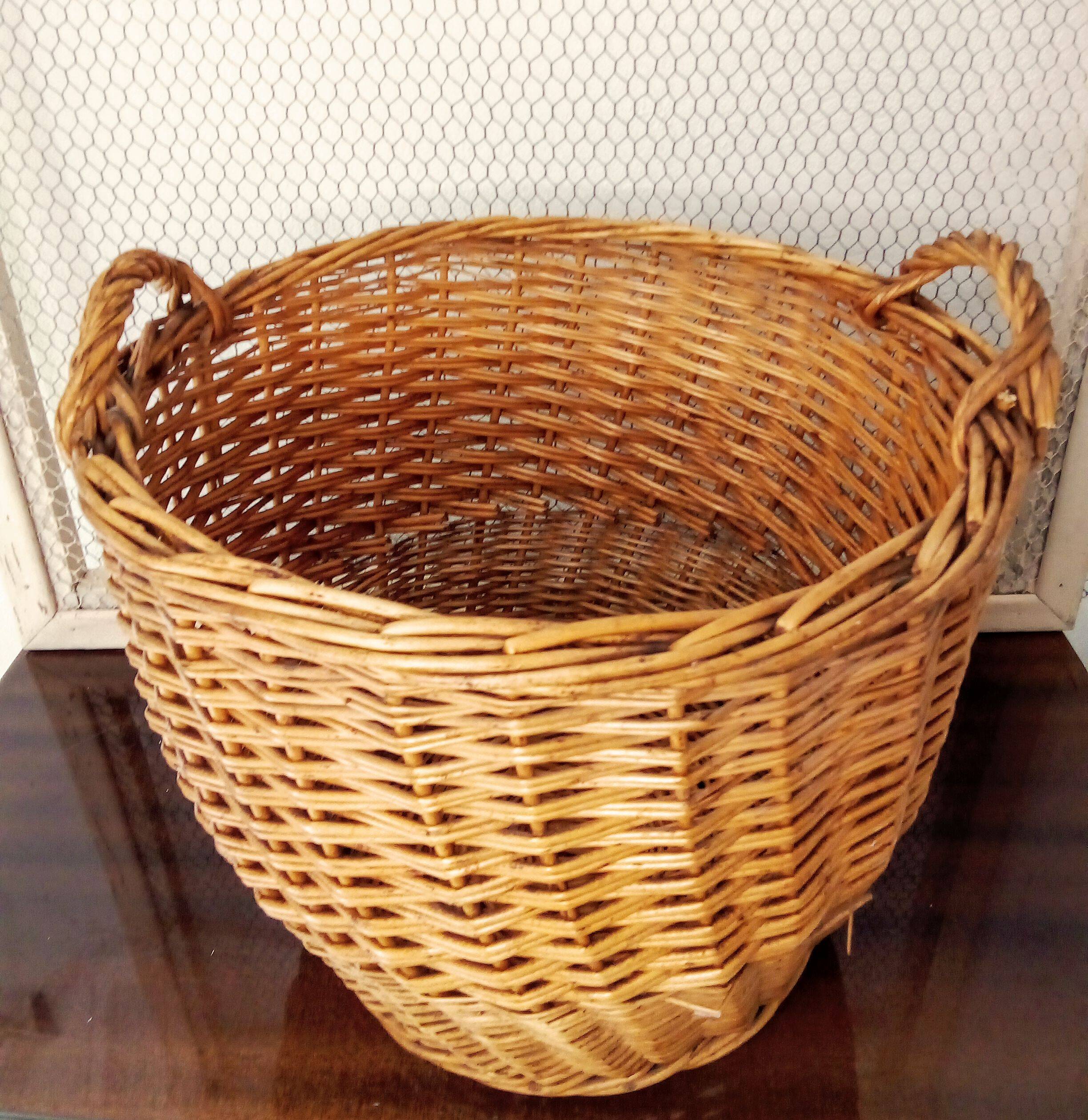 Large vintage wicker basket