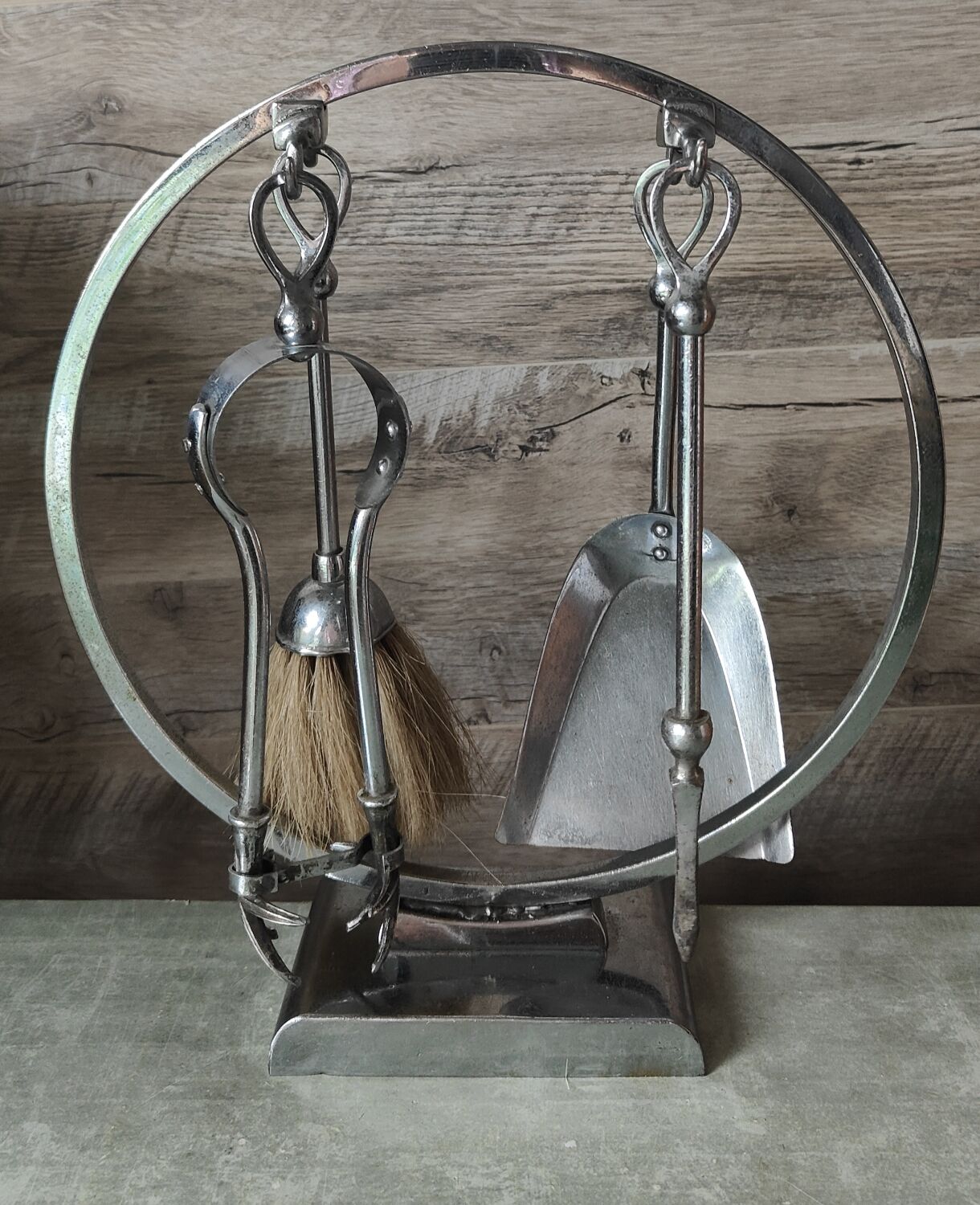 Vintage fireplace table servant